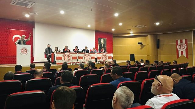 Antalyaspor AŞ'nin olağan mali genel kurulu yapıldı