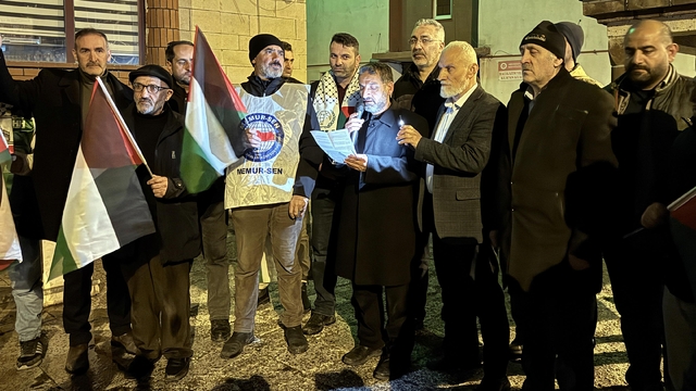 Ardahan'da Gazze'ye destek yürüyüşü düzenlendi