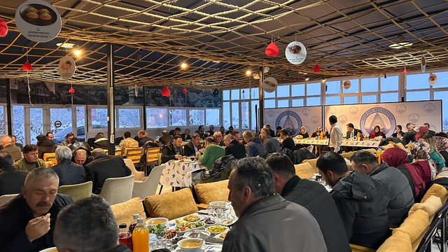 Suşehri'nde iftar programı düzenlendi