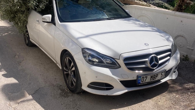 Antalya'da kuvvetli rüzgar etkili oldu