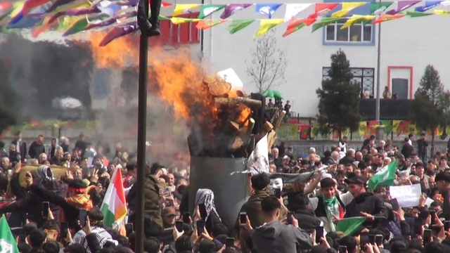 Batman ve Tunceli'de nevruz kutlandı