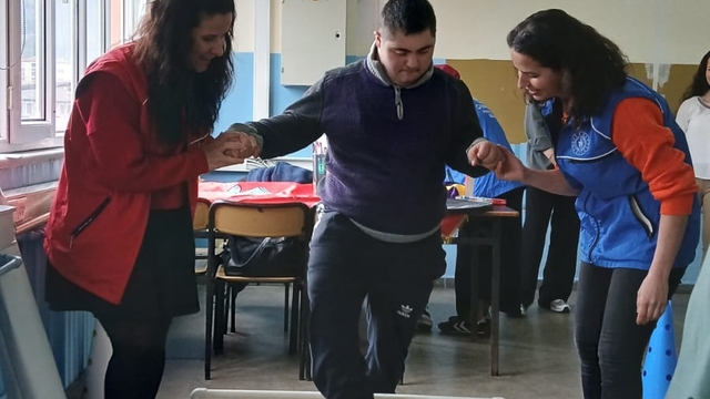 Cide'de özel gereksinimli bireyler spor yaptı