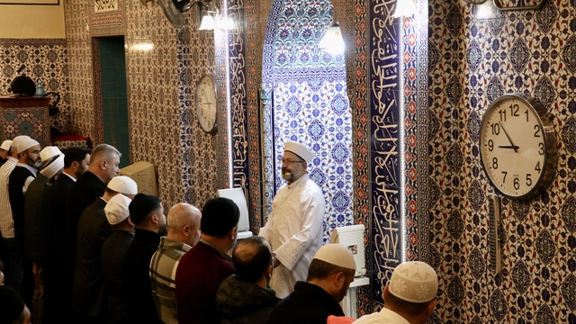 Diyanet İşleri Başkanı Erbaş, Sakarya'da Enderun usulüyle teravih kıldırdı