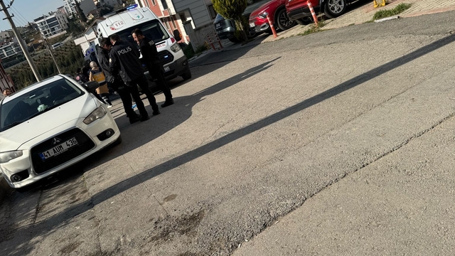 Komşu aileler kavga etti; 1 ölü, 3 yaralı