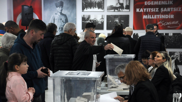 Edirne'de CHP'nin ön seçimi için 34 sandıkta oy kullanıldı