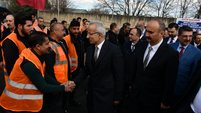 Ulaştırma ve Altyapı Bakanı Uraloğlu, Batman-Hasankeyf Yolu Açılış Töreni'nde konuştu:
