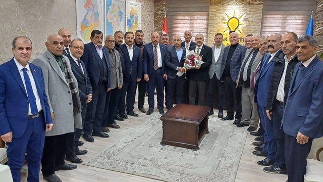 MHP Van İl Başkanlığından AK Parti İl Başkanı Arvas'a "hayırlı olsun" ziyareti