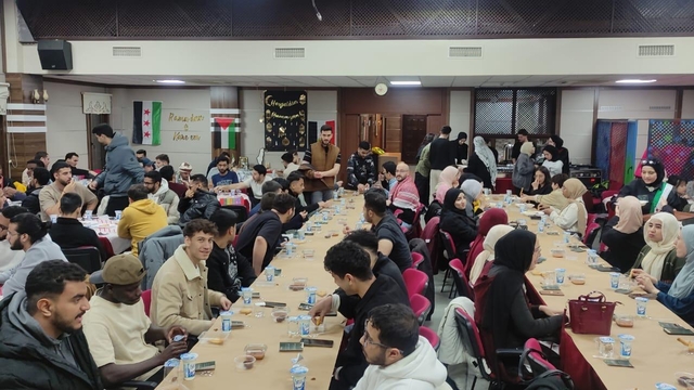 Eskişehir'de yabancı öğrenciler iftar yaptı