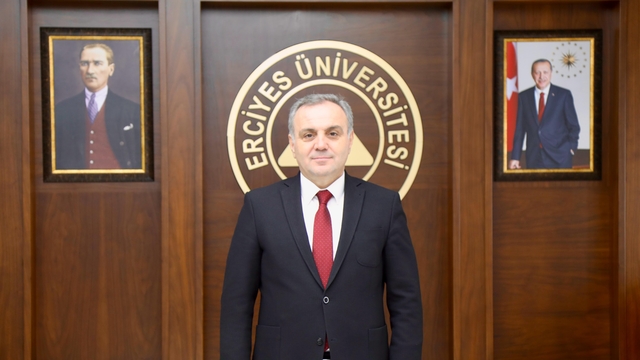 Erciyes Üniversitesinin akademisyenleri Bilim Kafe'de vatandaşla bir araya gelecek