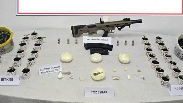 Mardin'de uyuşturucu operasyonunda 3 zanlı tutuklandı