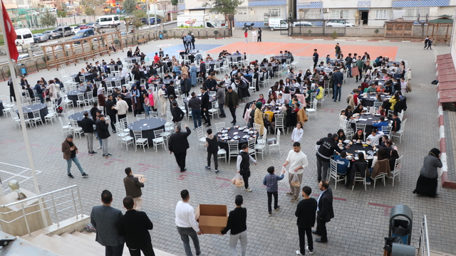 Siirt'te öğrencilere yönelik iftar programı düzenlendi