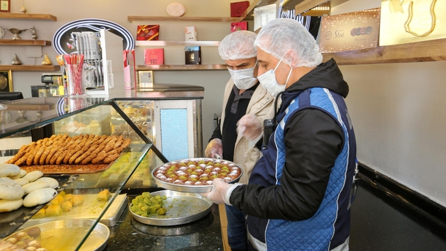 Van'da bayram öncesi işletmeleri yönelik denetimler sürüyor