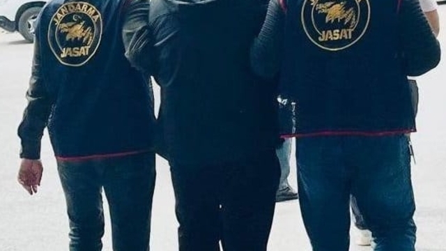 Jandarma 3 yıldır firari olan hükümlüyü Kocaeli'nde yakaladı