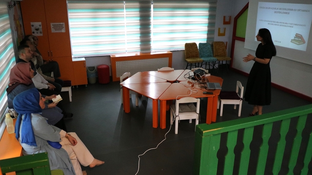 Yozgat'ta velileri erken okuryazarlık eğitimi verildi
