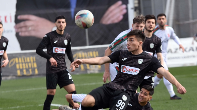 Bornova 1877 düşme hattına yaklaştı