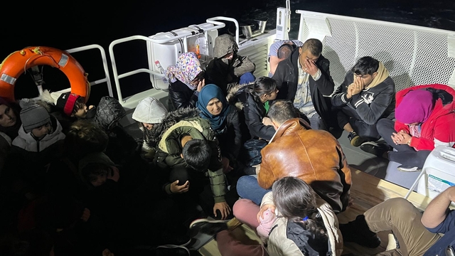 Çanakkale'de 23 düzensiz göçmen yakalandı