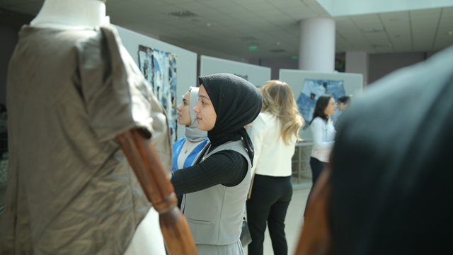 Niğde'de geri dönüşüm sergisi açıldı