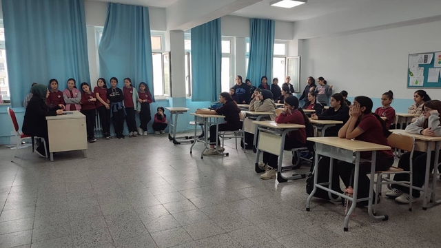 Cide'de öğrencilere "Vatanseverlik" konferansları düzenlendi