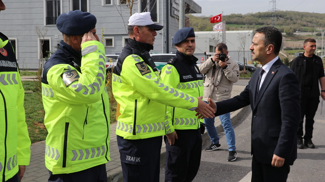 Kocaeli Valisi Aktaş, bayram trafiği tedbirlerini denetledi: