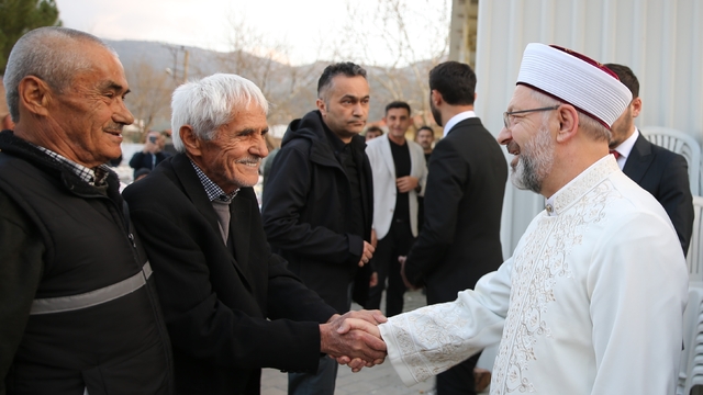 Diyanet İşleri Başkanı Erbaş, Denizli'de iftar programında konuştu: