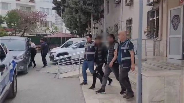 Mersin'de kesinleşmiş hapis cezası olan firari 3 hükümlü yakalandı