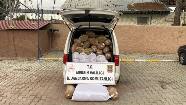 Mersin'de kaçakçılık operasyonunda 3 şüpheli yakalandı