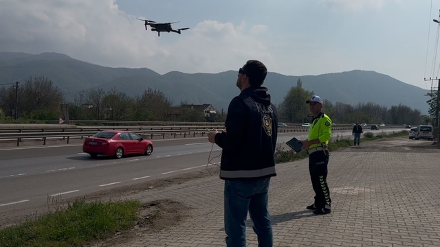 Sakarya'da havadan trafik denetimi yapıldı