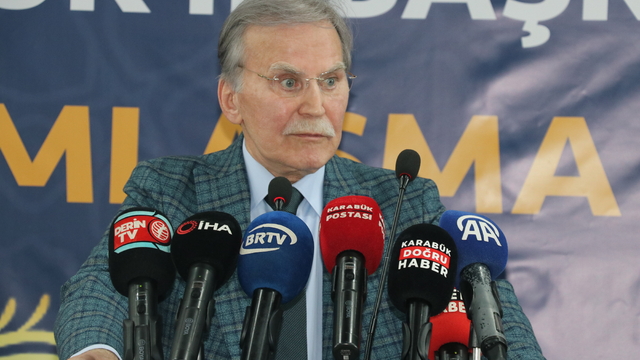 Cumhurbaşkanlığı YİK üyesi Şahin, Karabük'te bayramlaşma programında konuştu: