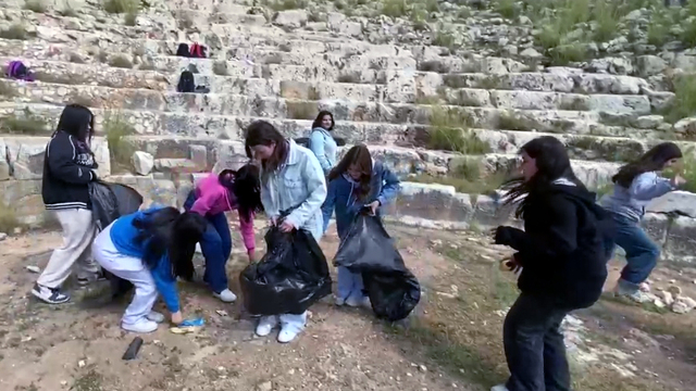 Liseliler antik kentleri temizledi, çektikleri kirlilik fotoğraflarıyla sergi açacaklar