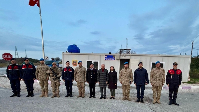 Kırklareli Valisi Turan, jandarma uygulama noktalarını ziyaret etti