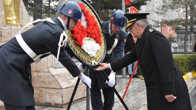 Van'ın düşman işgalinden kurtuluşunun 107. yıl dönümü kutlandı