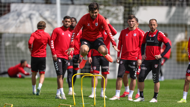 Samsunspor, Antalyaspor deplasmanı için hazırlıklarını sürdürüyor