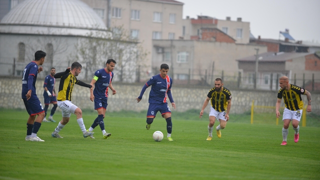 Mustafakemalpaşaspor-Bayburt Özel İdare Spor: 2-2
