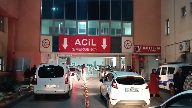 Yolda yürürken 'yan bakma' kavgasında öldü