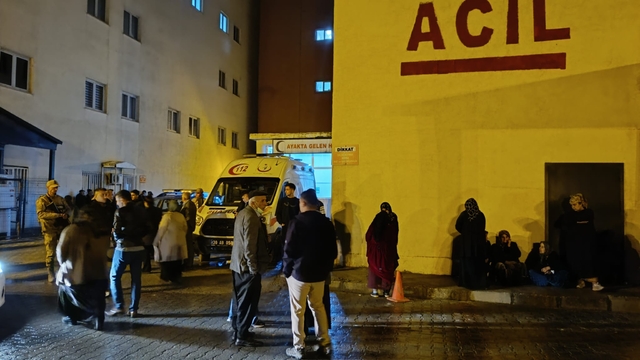 Hakkari'de maden ocağında iş makinesinin altında kalan işçi öldü