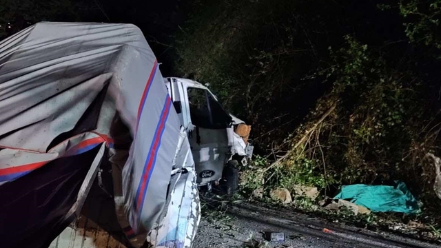 Giresun'da uçuruma yuvarlanan kamyonetteki 1 kişi öldü, 1 kişi yaralandı