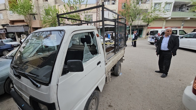 Şanlıurfa'da karı-koca tartışması ailelerin katılmasıyla sokağa taştı: 2 yaralı