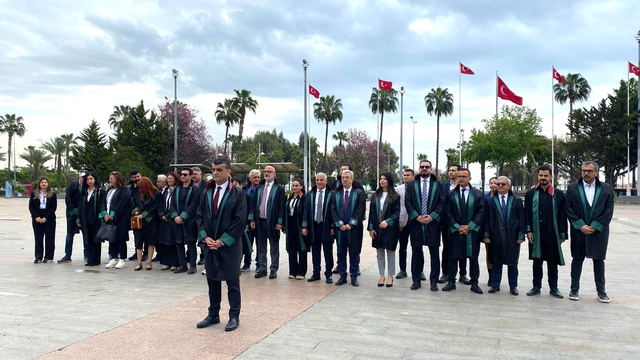 Mersin'de Avukatlar Günü törenle kutlandı