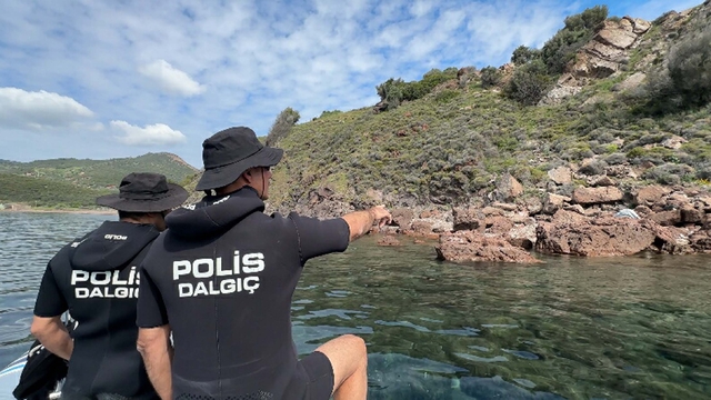 Batan göçmen botundaki 4 yaşındaki çocuk aranıyor