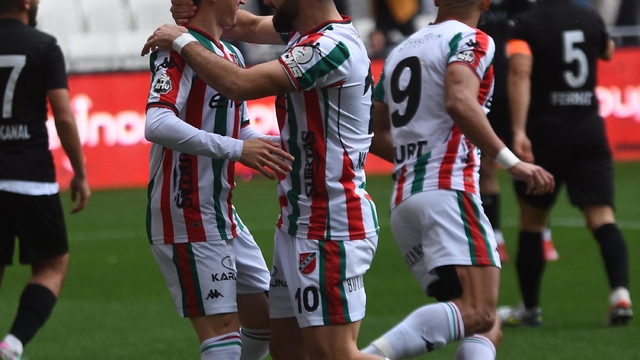 Karşıyaka final haftalarında