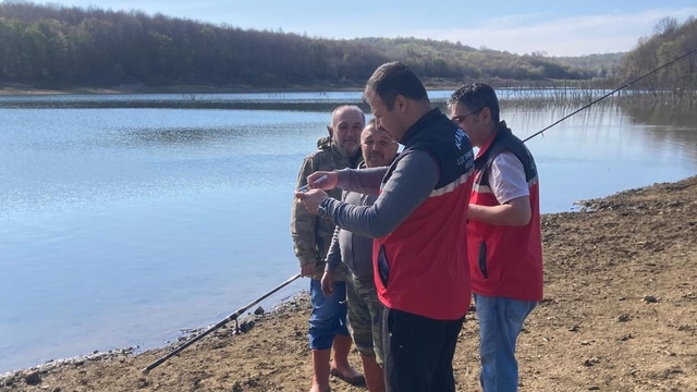 Kandıra'da liman ve iç göletlerde av yasağı denetimi