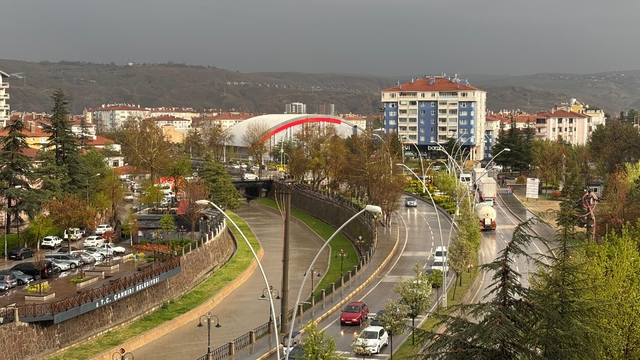 Çankırı'da sağanak ve dolu etkili oldu