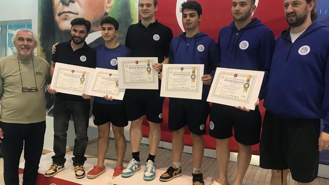 Paletli Yüzme Kulüplerarası Türkiye Şampiyonası'nda 6 Türkiye rekoru kırıldı