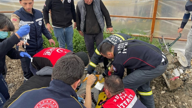 Burdur'da bacağını çapa makinesine kaptıran kişi yaralandı