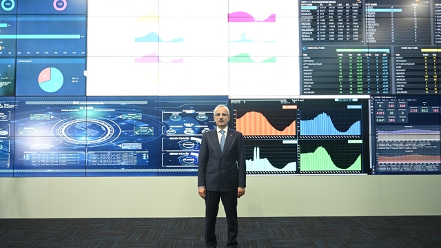 İnternete cep telefonundan bağlananların oranı yüzde 96,9'u buldu