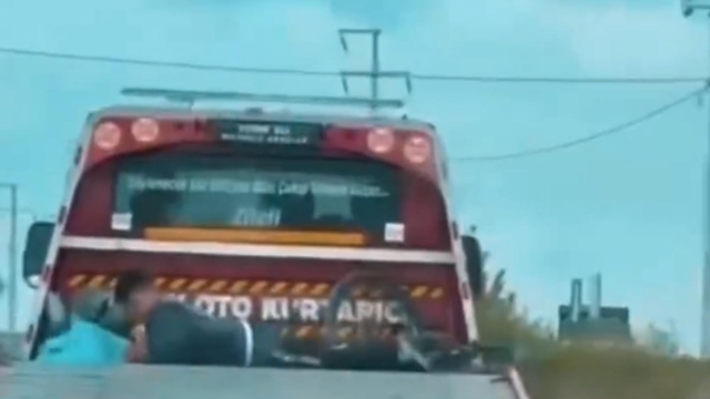 Çekicinin kasasında çocuk taşıyan sürücüye 9 bin 456  lira ceza