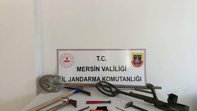 Mersin'de kaçak kazı yapan kişi suçüstü yakalandı