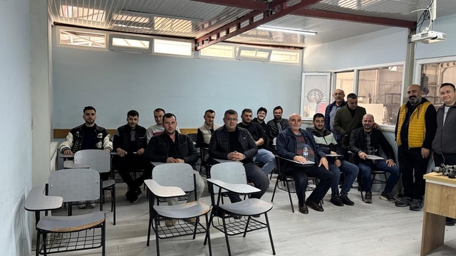 Edremit'te egzoz emisyon ölçüm elemanı kursu tamamlandı