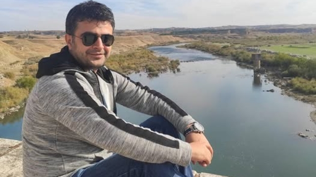 Kalp ameliyatı sonrası ölen Metin öğretmen, toprağa verildi