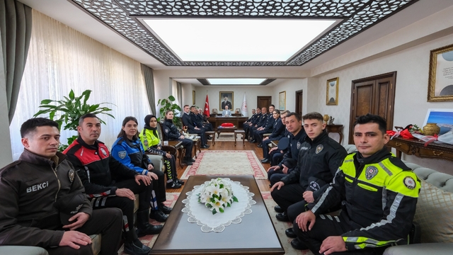 Karaman Emniyet Müdürü Mehmet Turhan, Polis Haftası dolayısıyla çeşitli ziyaretler gerçekleştirdi